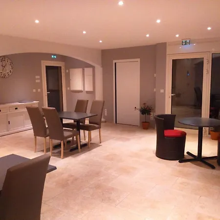 Le Jasmin Bed & Breakfast 3*