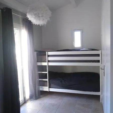 לינה וארוחת בוקר Le Jasmin