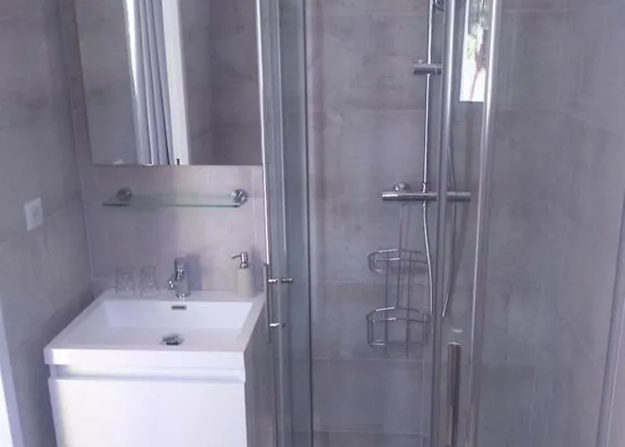 Le Jasmin Bed & Breakfast