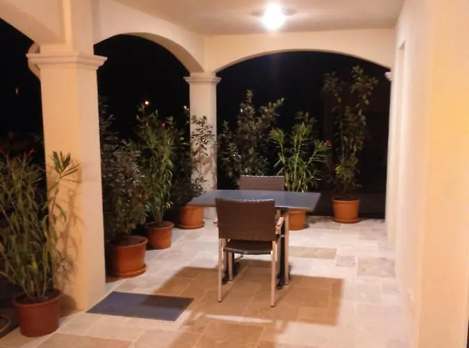 Le Jasmin Bed & Breakfast Montagnac (Alpes-de-Haute-Provence)