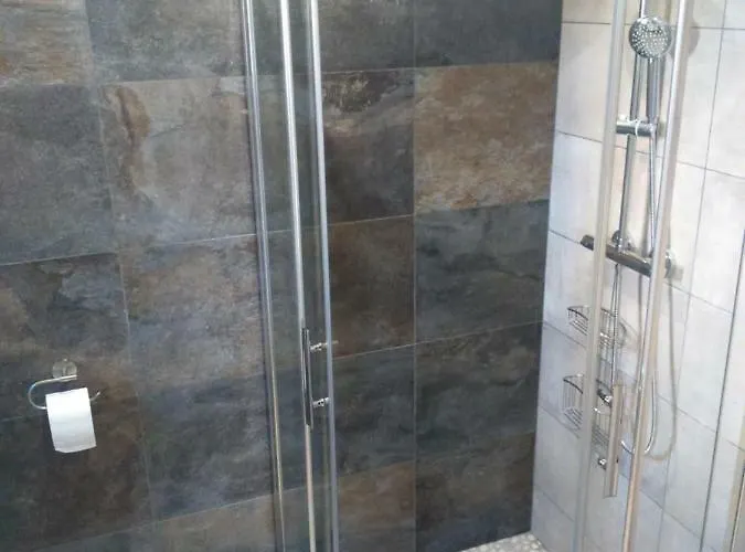 Le Jasmin Bed & Breakfast 3*