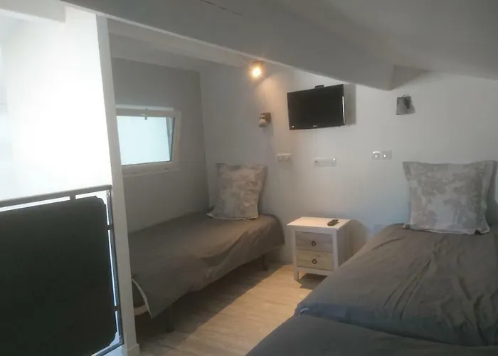 Le Jasmin Bed & Breakfast Montagnac (Alpes-de-Haute-Provence)