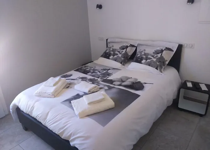 Bed & Breakfast Le Jasmin Montagnac (Alpes-de-Haute-Provence)